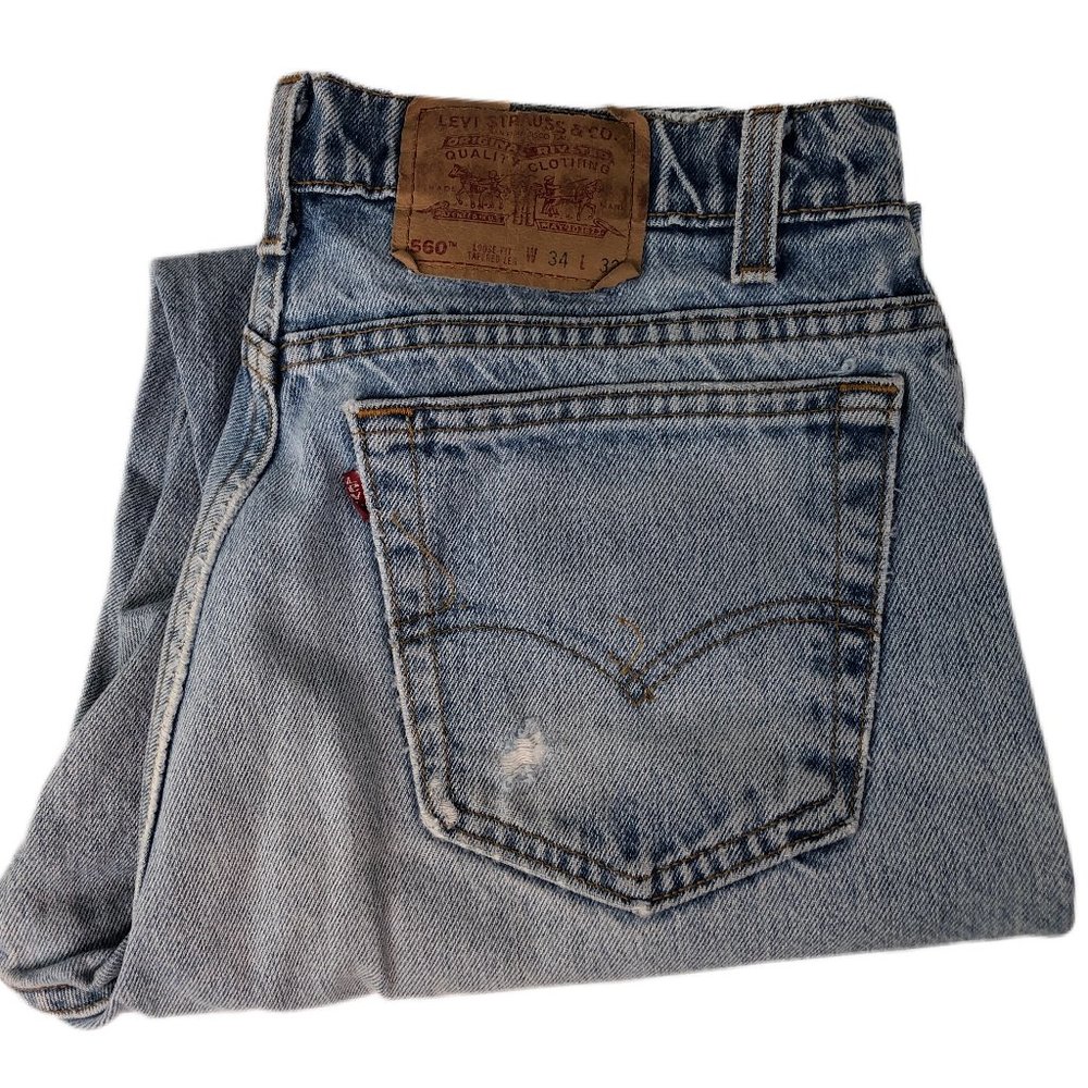 Levi’s 560 Distressed Straight HIGH WAIST Mom Jean